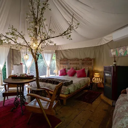 Glamping Canonici Di San Marco אתר קמפינג מיראנו